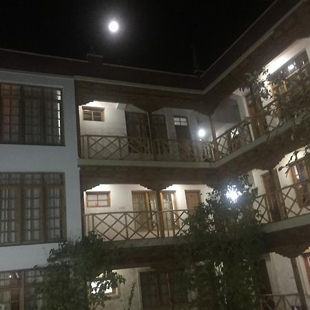 The Auspicious Hotel Leh Eksteriør bilde