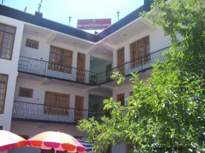 The Auspicious Hotel Leh Eksteriør bilde