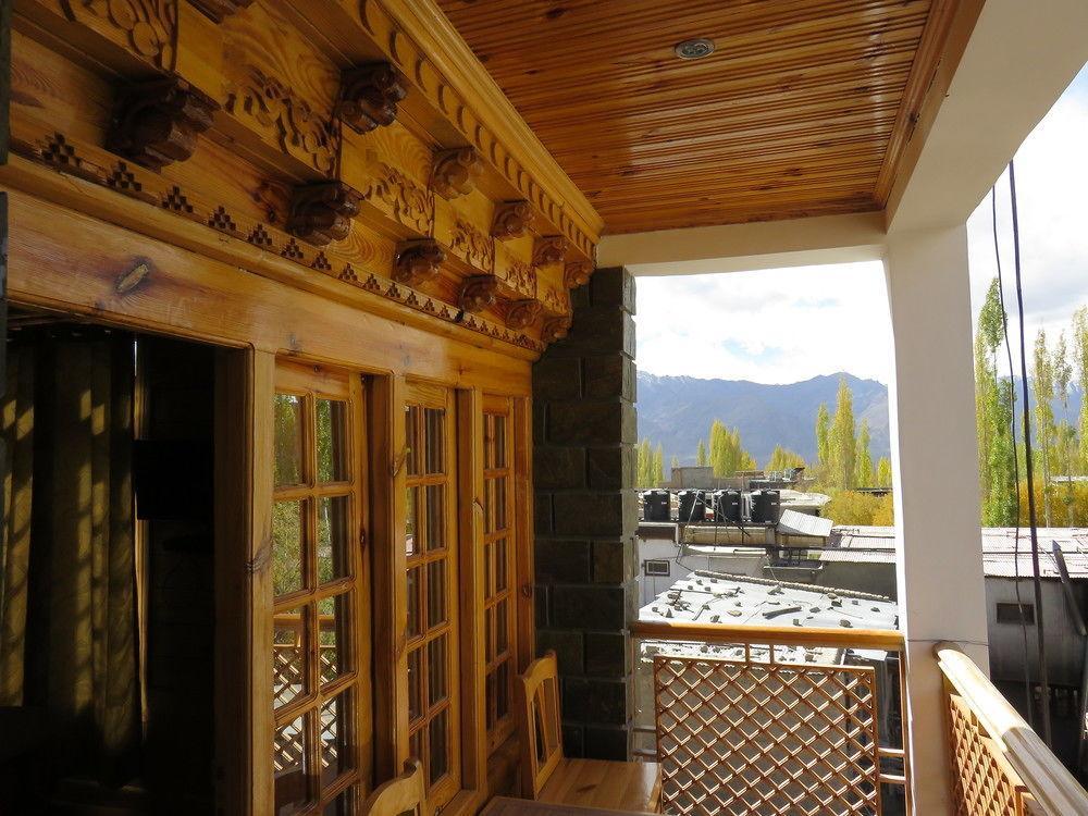The Auspicious Hotel Leh Eksteriør bilde
